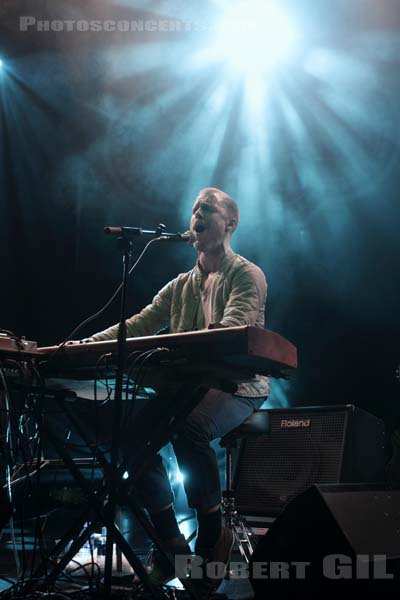 AU - 2012-04-27 - PARIS - Gaite Lyrique - 